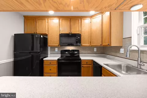 Kitchen - 9113 Bryant Ave, Laurel, MD 20723 photo 4 of 4