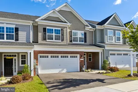 Exterior - 8705 Hines Cir, Laurel, MD 20723 photo 2 of 3