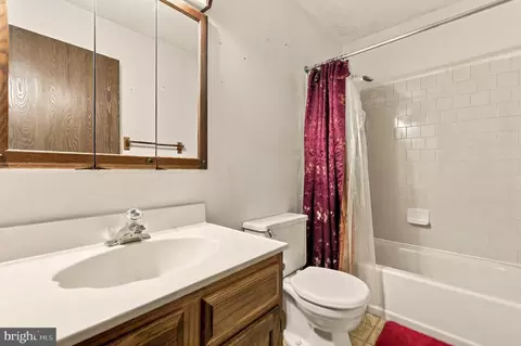 Bath - 7351 Cedar Ave, Jessup, MD 20794 photo 1 of 3