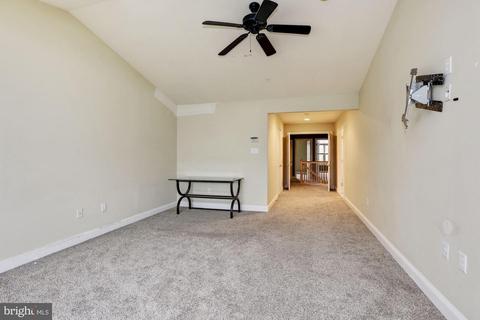 8715 Timber Oak Ln, Laurel, MD 20723 photo 17