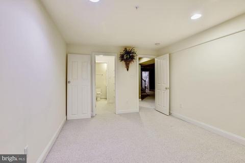8715 Timber Oak Ln, Laurel, MD 20723 photo 29