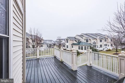 8715 Timber Oak Ln, Laurel, MD 20723 photo 32