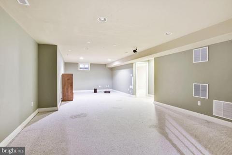 8715 Timber Oak Ln, Laurel, MD 20723 photo 26