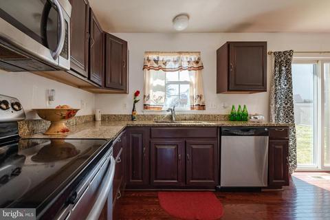 9549 Chaton Rd, Laurel, MD 20723 photo 5