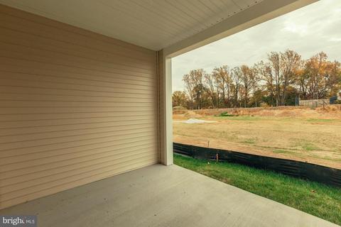 9729 Knowledge Dr, Laurel, MD 20723 photo 35