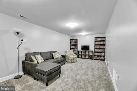 9528 Baltimore Ave, Laurel, MD 20723 photo 12