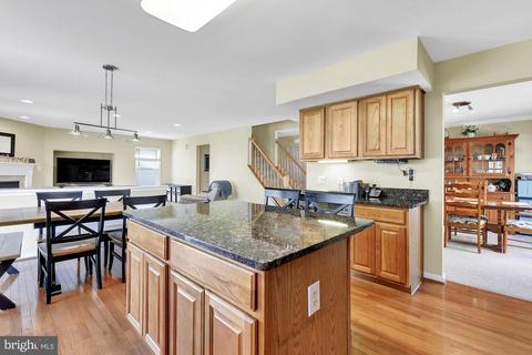 9528 Baltimore Ave, Laurel, MD 20723 photo 6