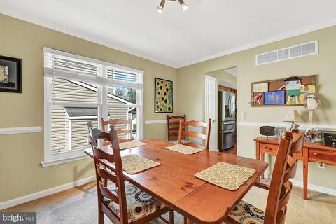 9528 Baltimore Ave, Laurel, MD 20723 photo 9