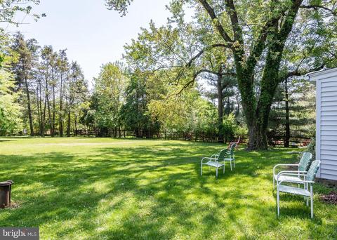 7541 Cherry Tree Dr, Fulton, MD 20759 photo 4
