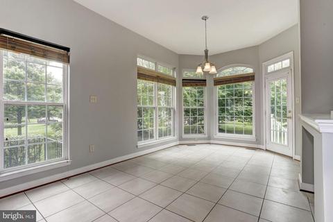 9616 Dapper Town Row, Laurel, MD 20723 photo 17