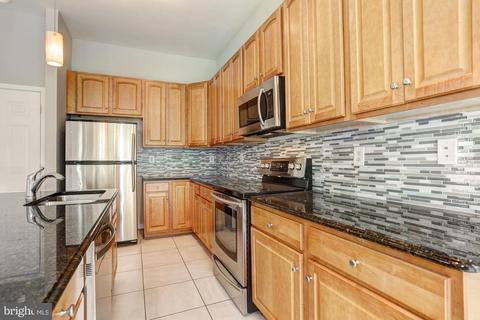 9616 Dapper Town Row, Laurel, MD 20723 photo 13