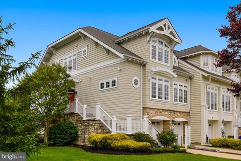 8749 Boulder Ridge Rd, Laurel, MD 20723 photo 1