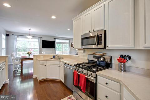 8570 Light Moon Way, Laurel, MD 20723 photo 9