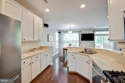 8570 Light Moon Way, Laurel, MD 20723 photo 6