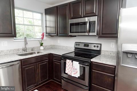 9408 Riverbrink Ct, Laurel, MD 20723 photo 14