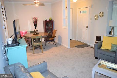 9727 Whiskey Run, Laurel, MD 20723 photo 4
