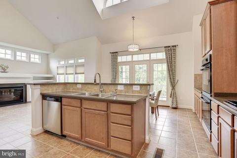 8761 Boulder Ridge Rd, Laurel, MD 20723 photo 5