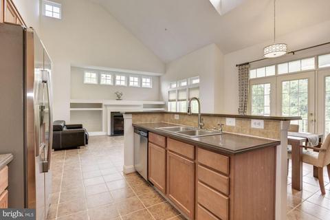 8761 Boulder Ridge Rd, Laurel, MD 20723 photo 7