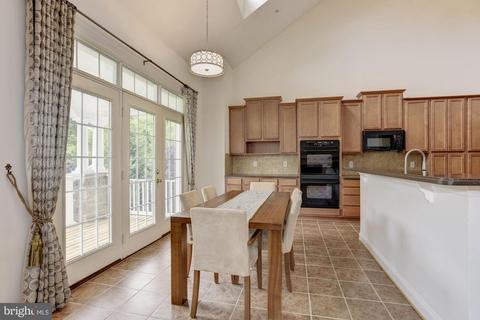 8761 Boulder Ridge Rd, Laurel, MD 20723 photo 9