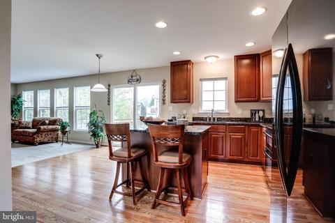 7003 Mount Holly Way, Elkridge, MD 21075 photo 3