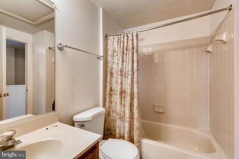 9426 Royal Path Cv, Laurel, MD 20723 photo 18