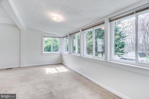 8610 Pine Tree Rd, Jessup, MD 20794 photo 11