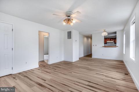 8610 Pine Tree Rd, Jessup, MD 20794 photo 4