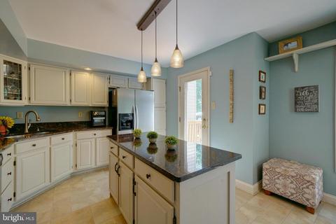 8752 Birkenhead Ct, Laurel, MD 20723 photo 21
