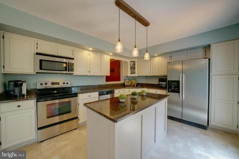 8752 Birkenhead Ct, Laurel, MD 20723 photo 20