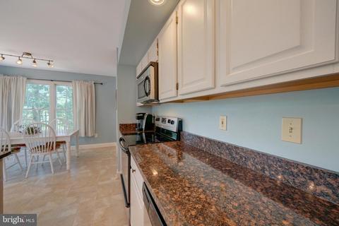 8752 Birkenhead Ct, Laurel, MD 20723 photo 18