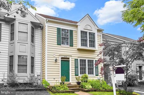 9346 Breamore Ct, Laurel, MD 20723 photo 2