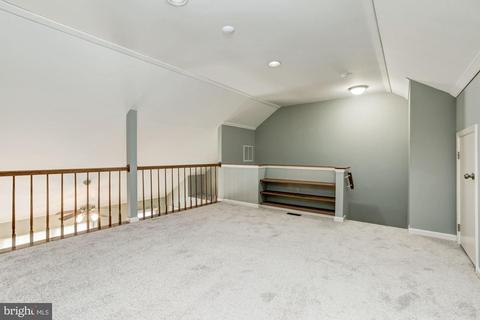 9346 Breamore Ct, Laurel, MD 20723 photo 17