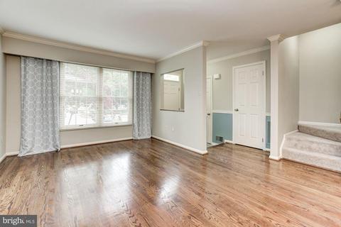 9346 Breamore Ct, Laurel, MD 20723 photo 5