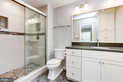 9346 Breamore Ct, Laurel, MD 20723 photo 19