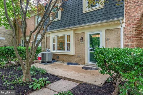 9720 Whiskey Run, Laurel, MD 20723 photo 1