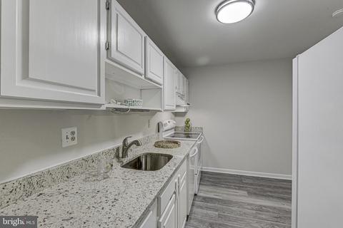 9720 Whiskey Run, Laurel, MD 20723 photo 14