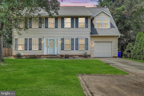 9348 Kings Post Ct, Laurel, MD 20723 photo 2