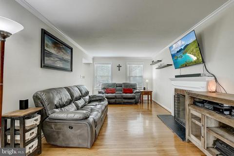 9348 Kings Post Ct, Laurel, MD 20723 photo 7