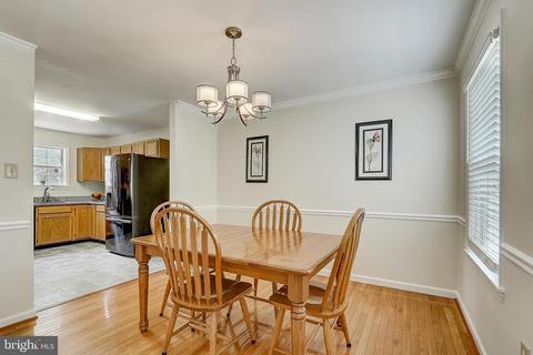 9348 Kings Post Ct, Laurel, MD 20723 photo 11