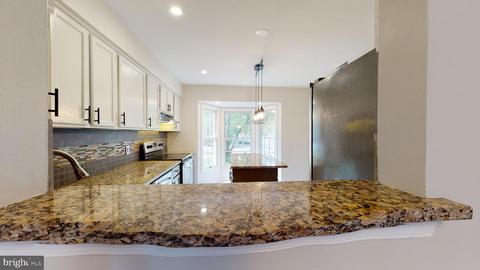 9342 Breamore Ct, Laurel, MD 20723 photo 16