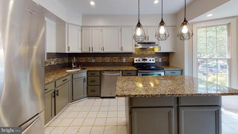9342 Breamore Ct, Laurel, MD 20723 photo 14