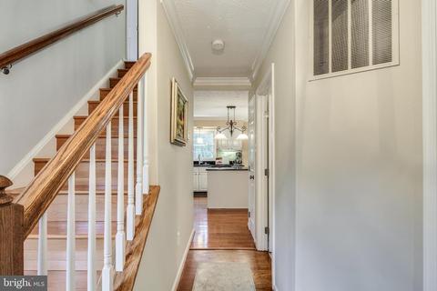 10404 Stansfield Rd, Laurel, MD 20723 photo 4