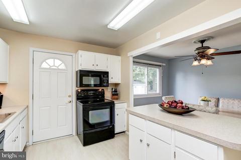 9156 Gross Ave, Laurel, MD 20723 photo 14