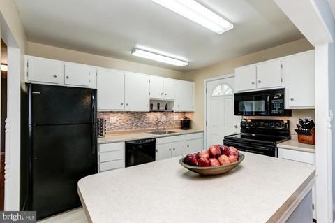 9156 Gross Ave, Laurel, MD 20723 photo 12