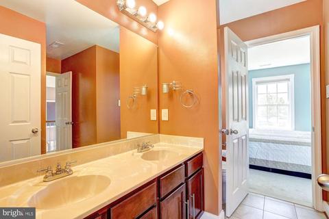 10044 Fall Rain Dr, Laurel, MD 20723 photo 29
