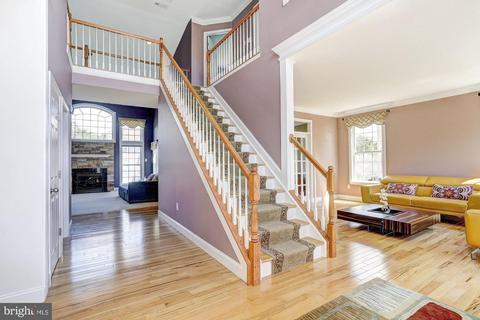 10044 Fall Rain Dr, Laurel, MD 20723 photo 3