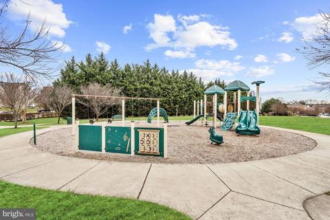 10044 Fall Rain Dr, Laurel, MD 20723 photo 44