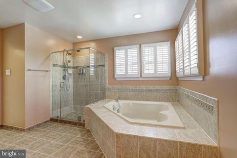 10044 Fall Rain Dr, Laurel, MD 20723 photo 23