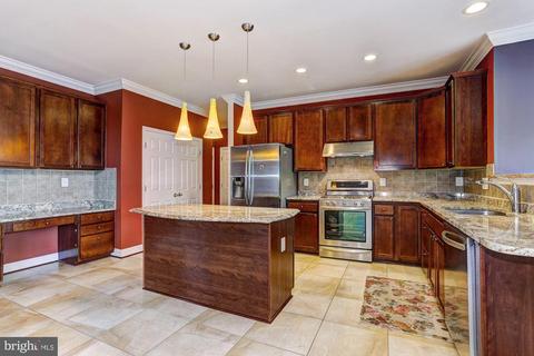 10044 Fall Rain Dr, Laurel, MD 20723 photo 8