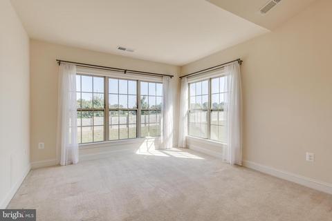 8411 Sonnet Ct, Laurel, MD 20723 photo 11